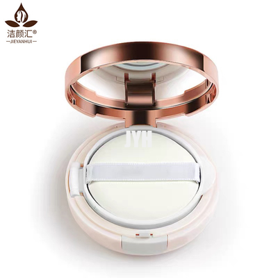 Женское Moisturizing Concealer смотрит на BB воздушной подушки косметик макияжа